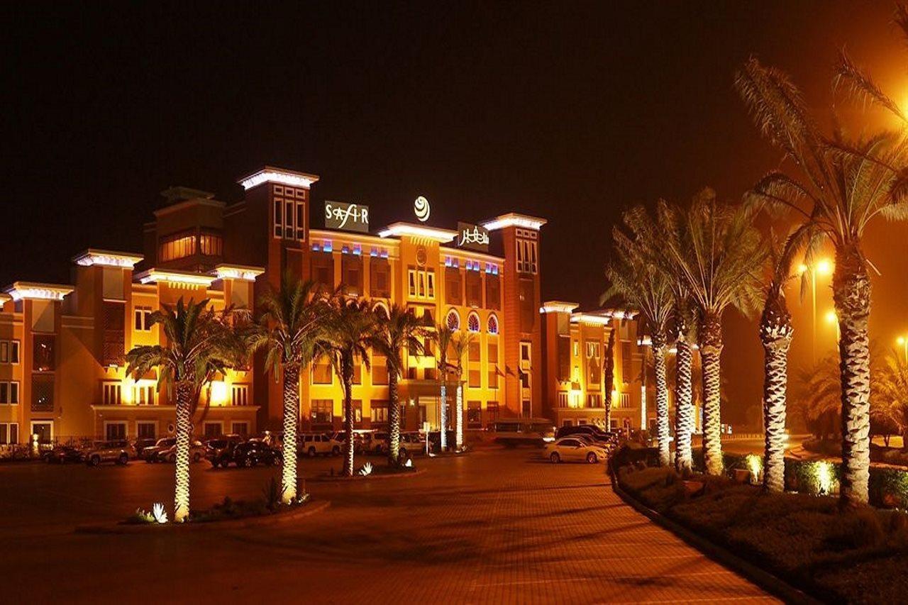 Safir Fintas Hotel Kuwait Kuwait City Eksteriør bilde The Ritz-Carlton, Manama