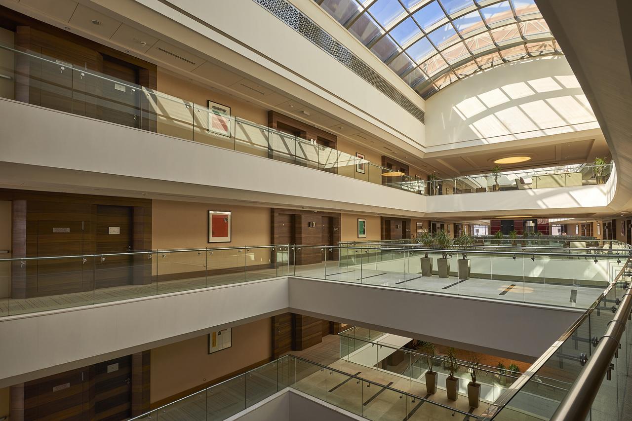 Safir Fintas Hotel Kuwait Kuwait City Eksteriør bilde Interior of the hotel